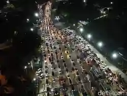 Video Udara: Momen Puncak Arus Balik Malam Ini di Pelabuhan Bakauheni